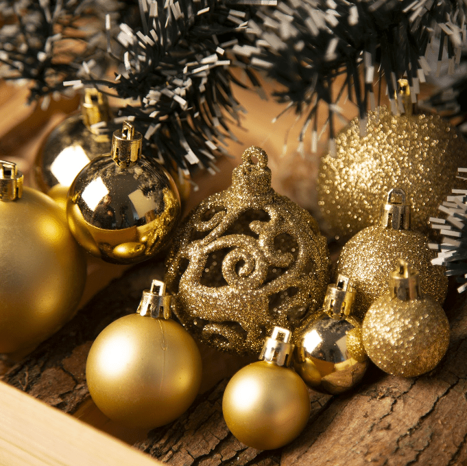 Baubles & Tree Decorations