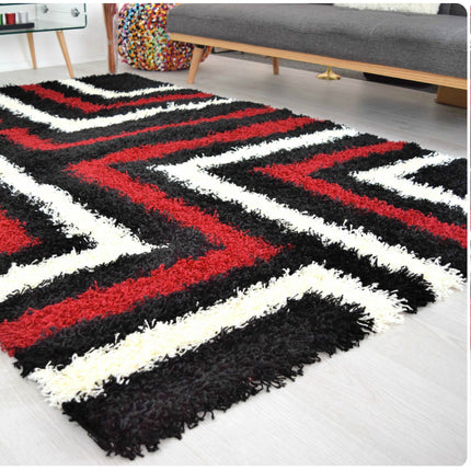 Red Tides Thick Shaggy Rug - California