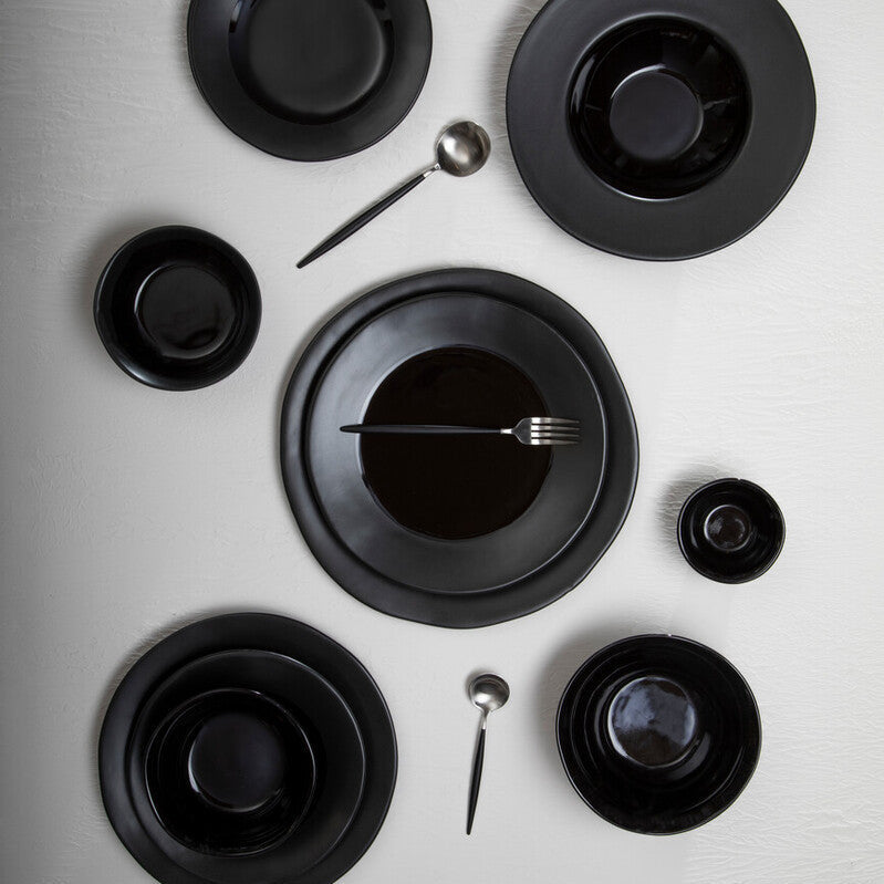 Avie 16 Piece Matte  Silver And Black Cutlery Set