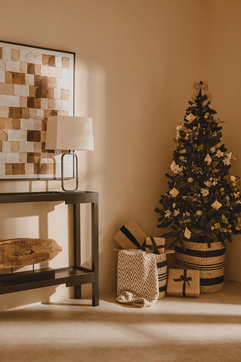 Arles Set of 2 Seagrass Baskets with Black Stripes