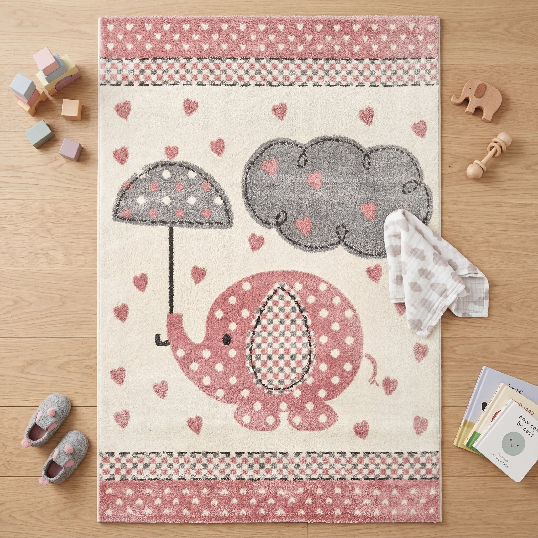 Tapis bébé éléphant rose à cœurs - Enfants
