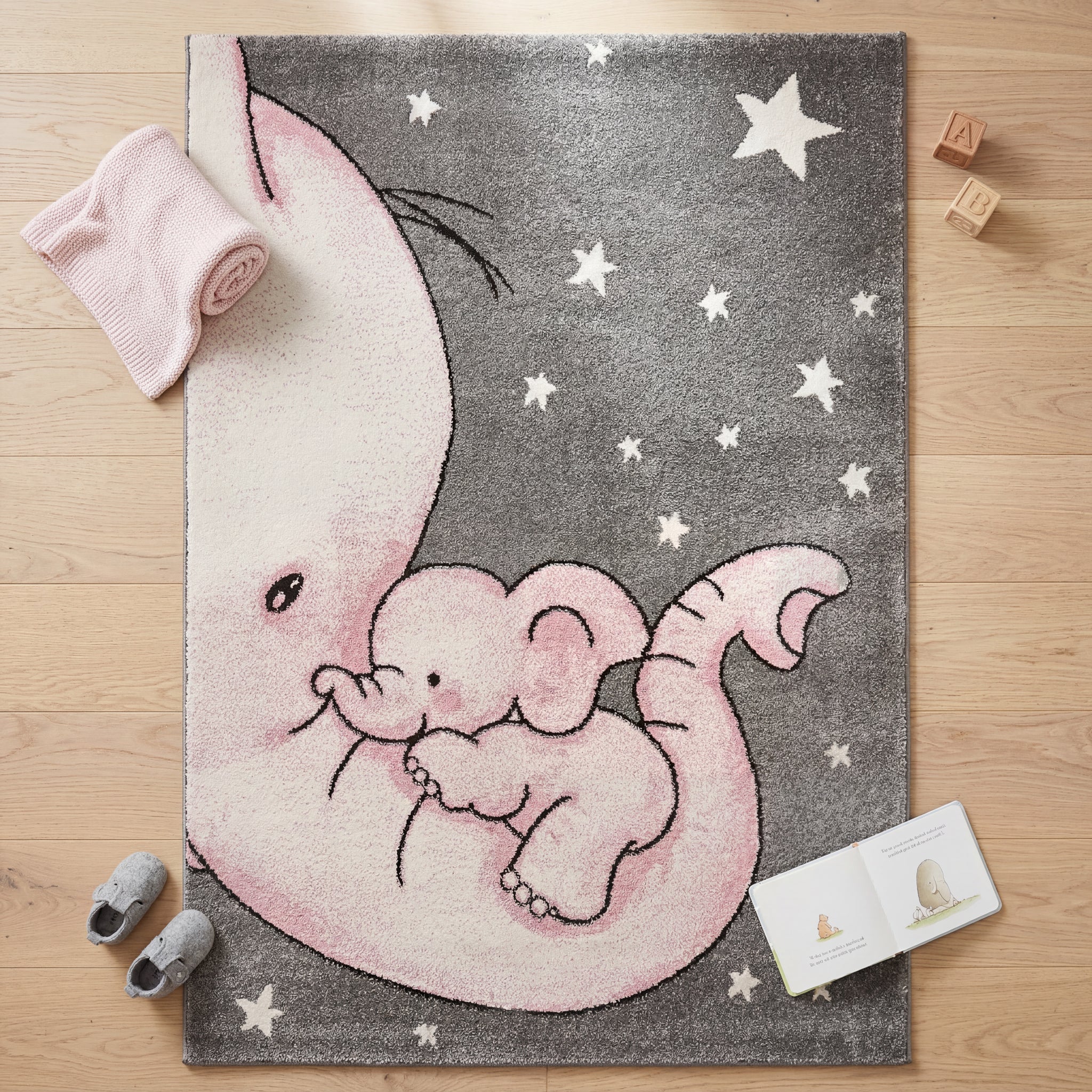 Pink Baby Elephant and Stars Kids Rug, Soft 13mm Pile Nursery and Playroom Rug, Hessian Backed, Round Sizes