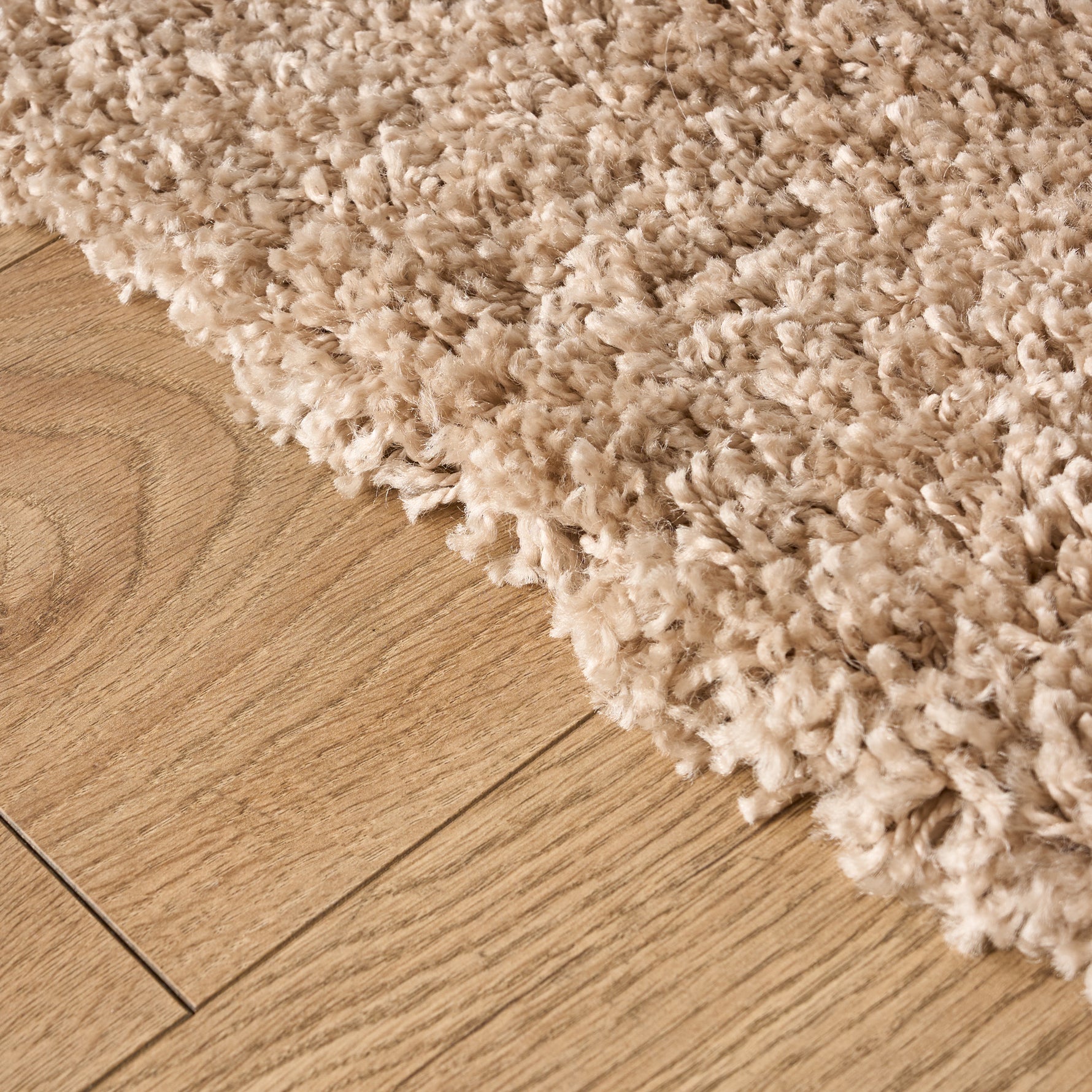 Beige Thick Shaggy Rug - California