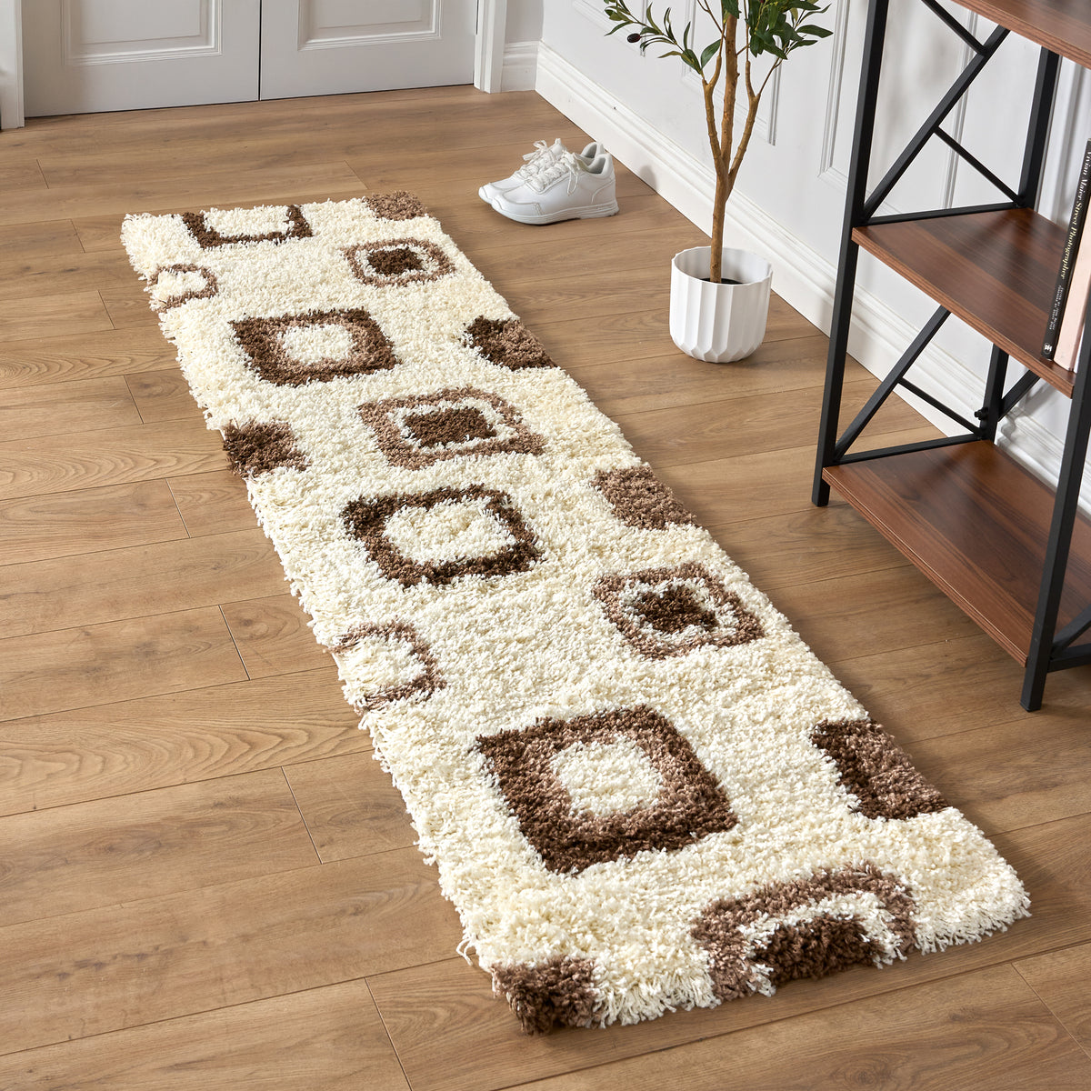 California Beige Geometric Cube Shaggy Rug, Thick 5cm Deep Pile, Rectangle and Runner Sizes, Stain Resistant