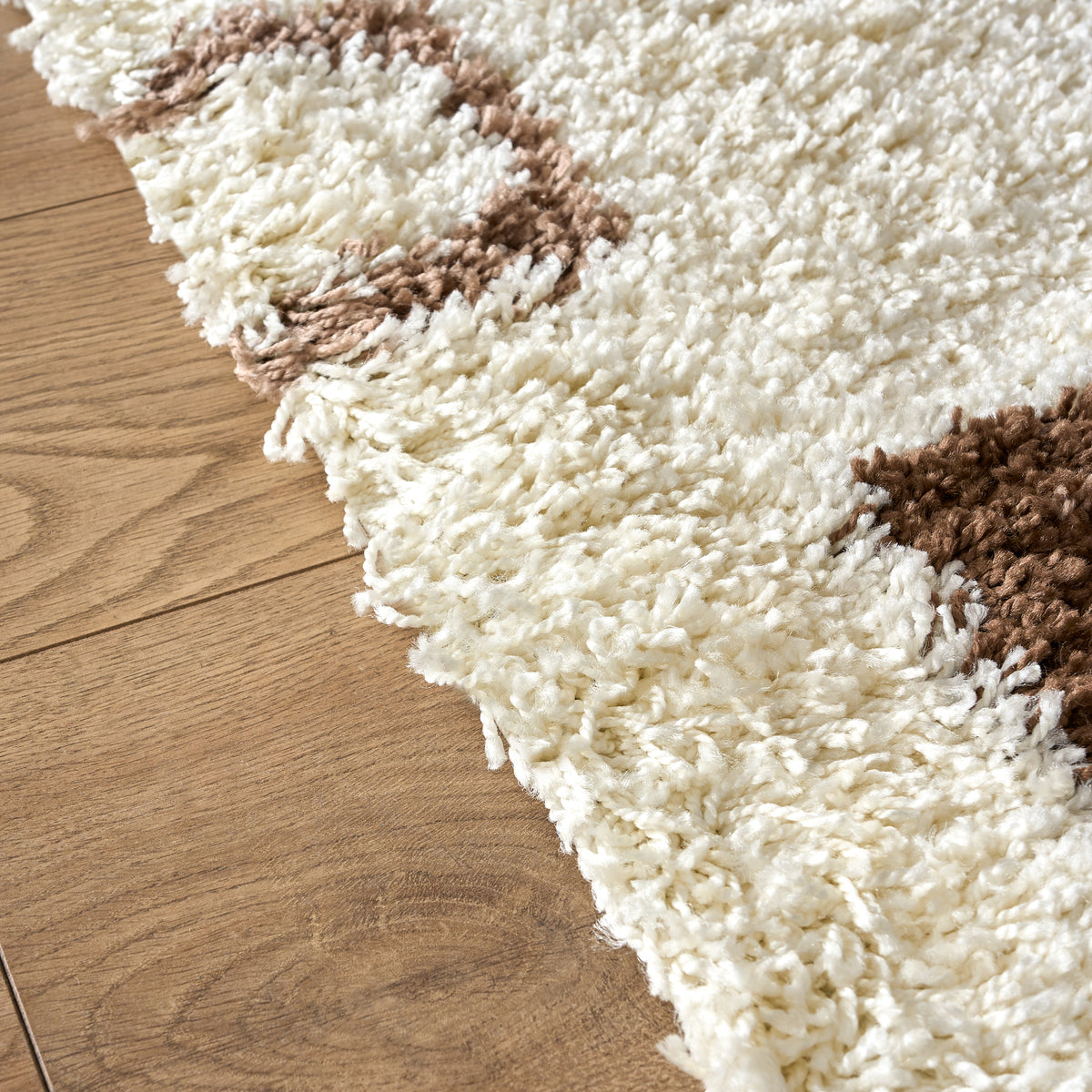 California Beige Geometric Cube Shaggy Rug, Thick 5cm Deep Pile, Rectangle and Runner Sizes, Stain Resistant