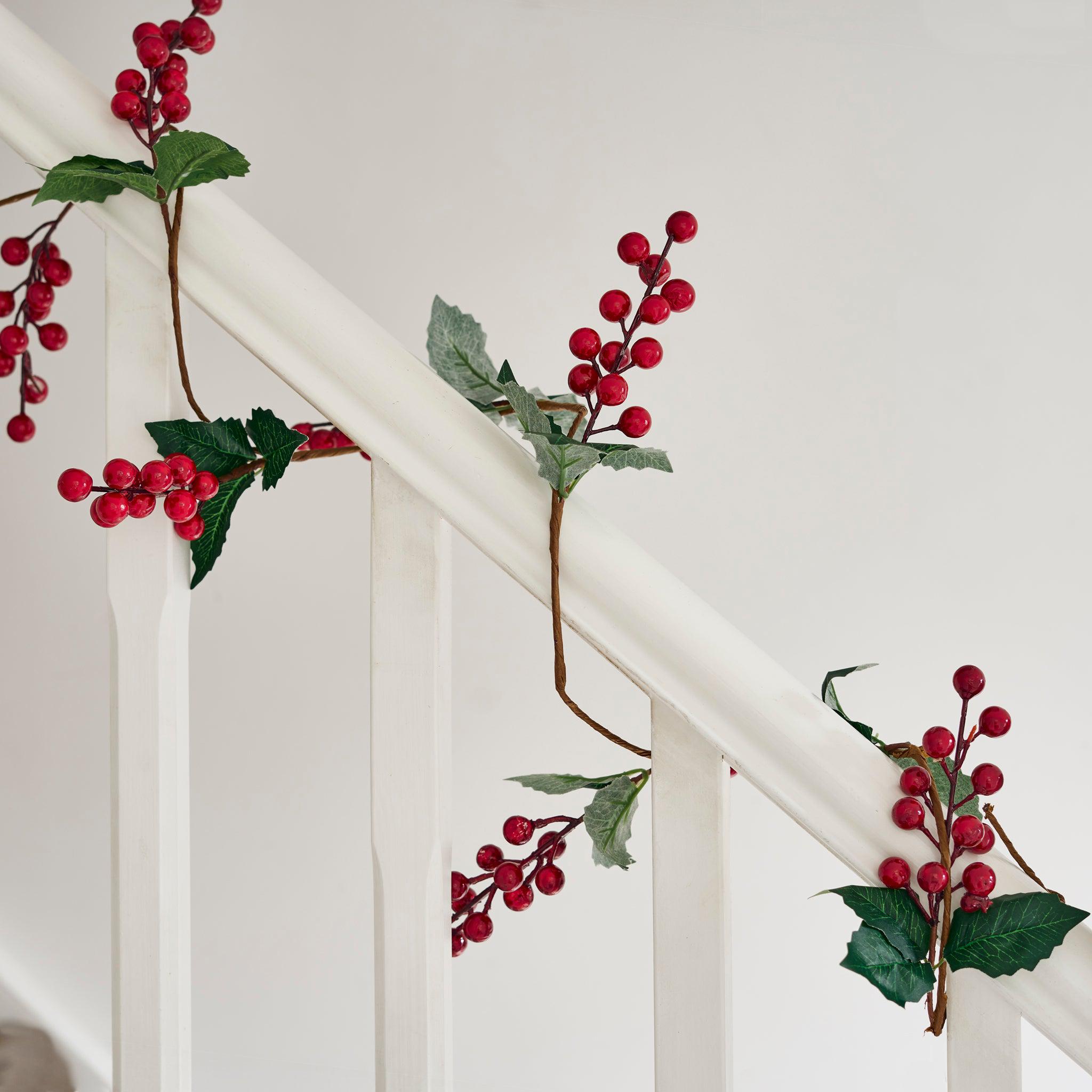 Artificial Christmas Red Berry Holly Garland - 145cm - Bargainia.com - 