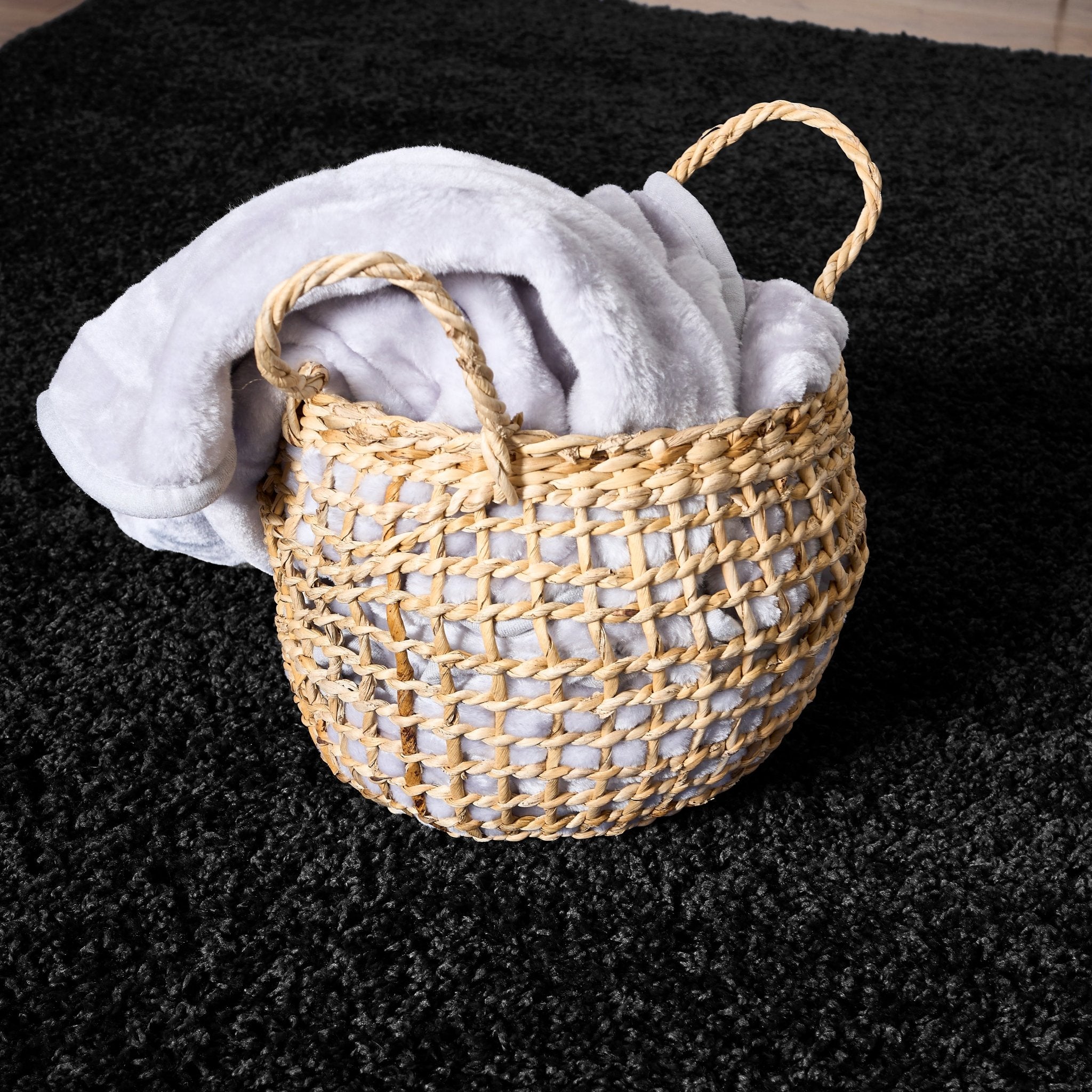 Black Thick Shaggy Rug - California Rugs Rug Masters