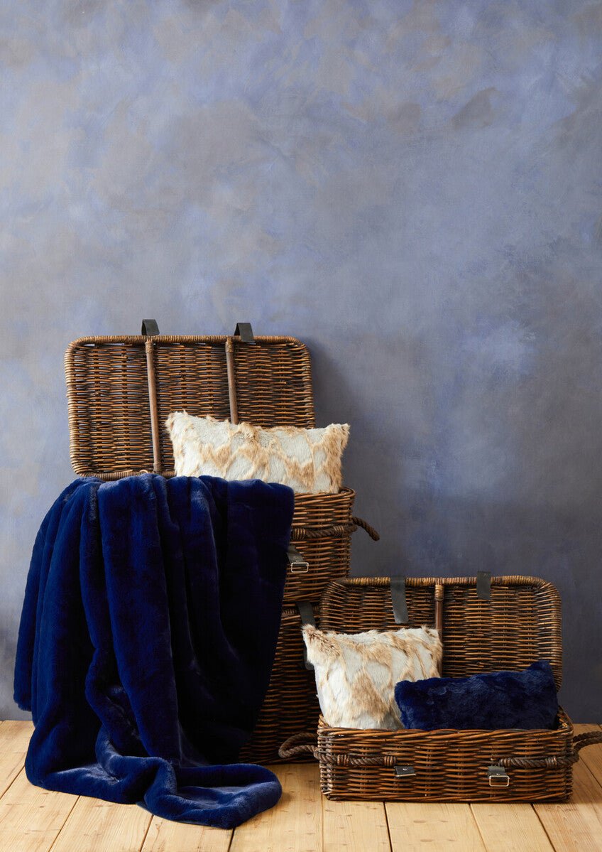 Bosie Lamina Navy Blue Rectangular Cushion - Bargainia.com - 5018705968629