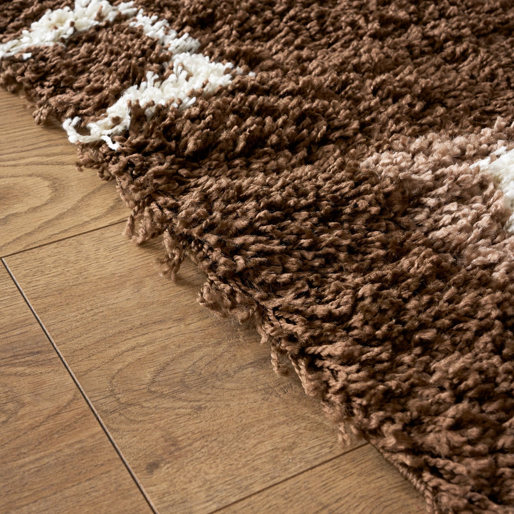 Brown Boxed Thick Shaggy Rug - California - Bargainia.com - 