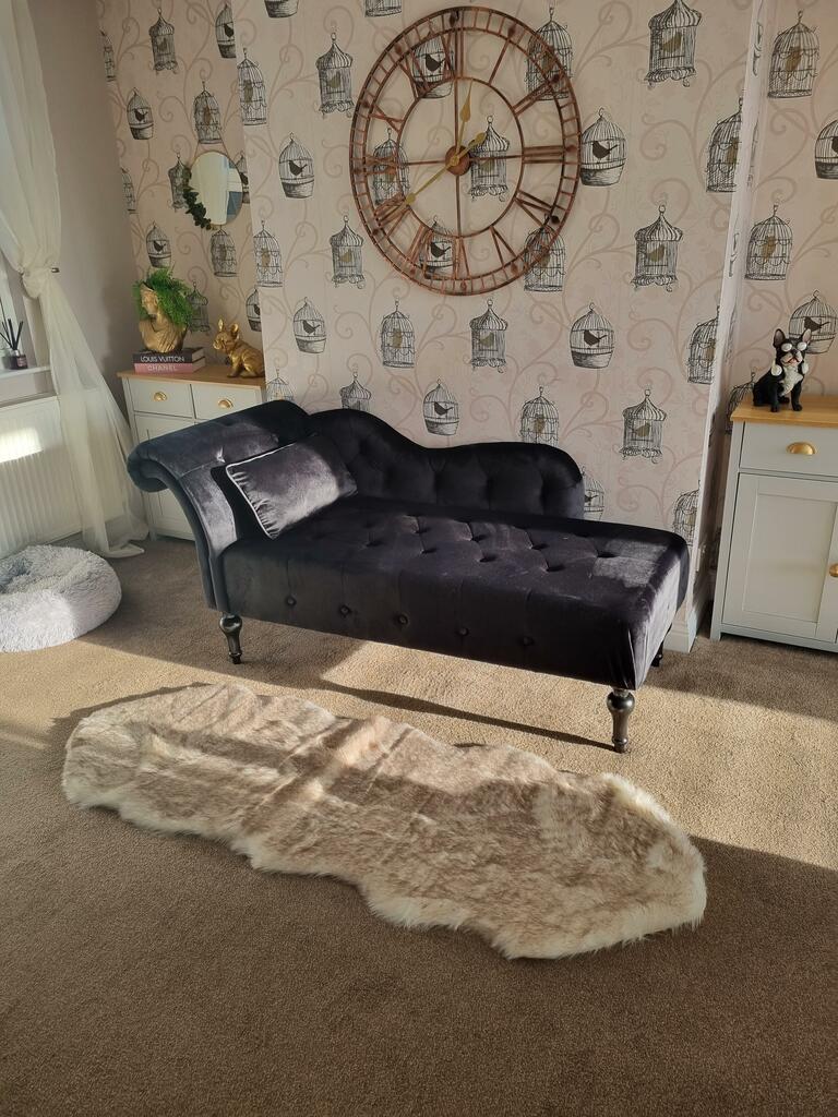 Chaise Lounge Velvet Sofa Button Tufted - Black Chaise Lounge Bargainia