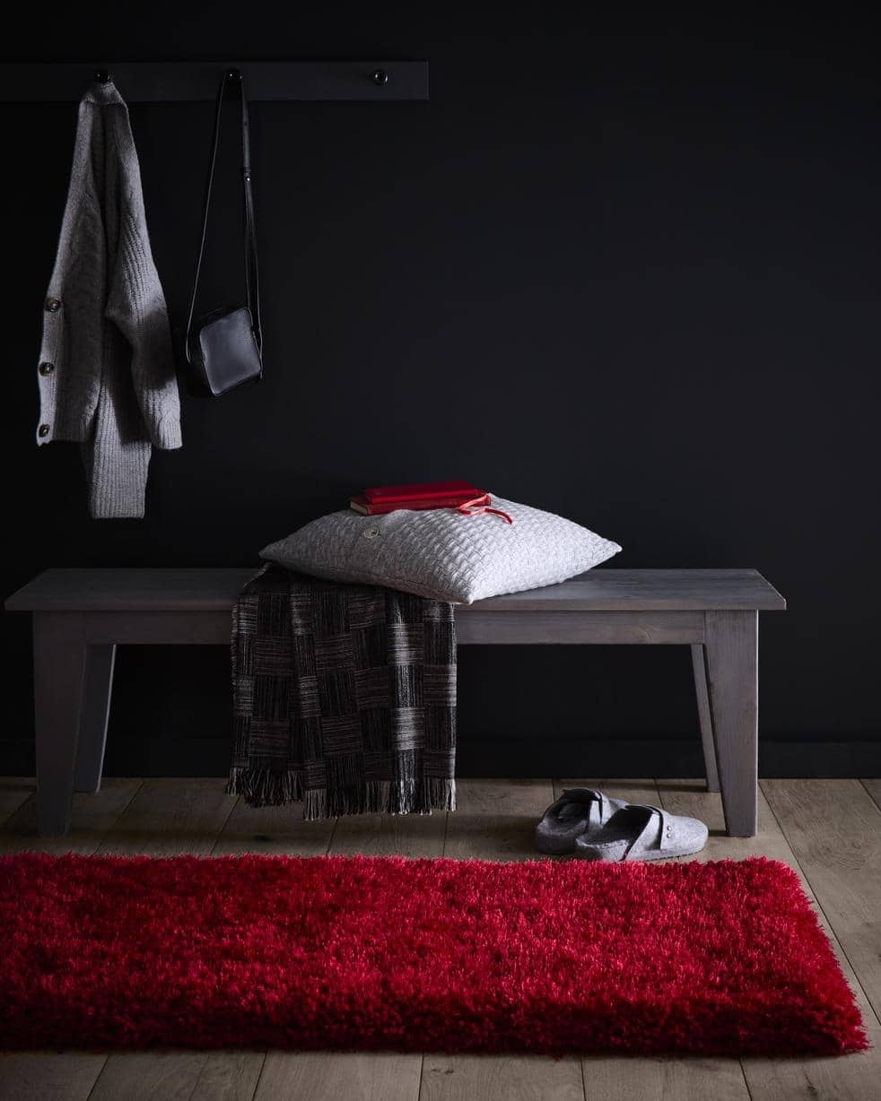 Chicago Red Shaggy Rug - Bargainia.com - 5026134022690 - CHICAG_REDXXX_067X200