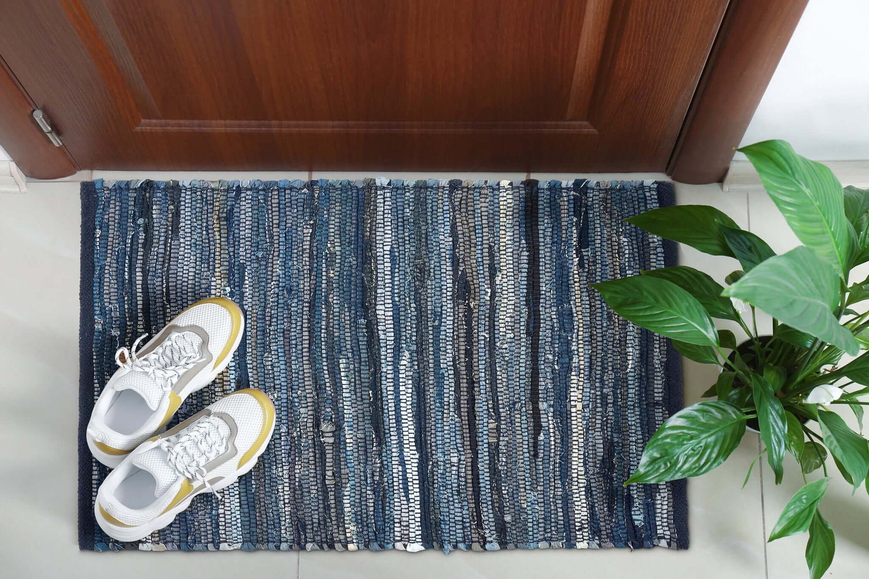 Chindi Handwoven Denim Recycled Rag Rug - Bargainia.com - 