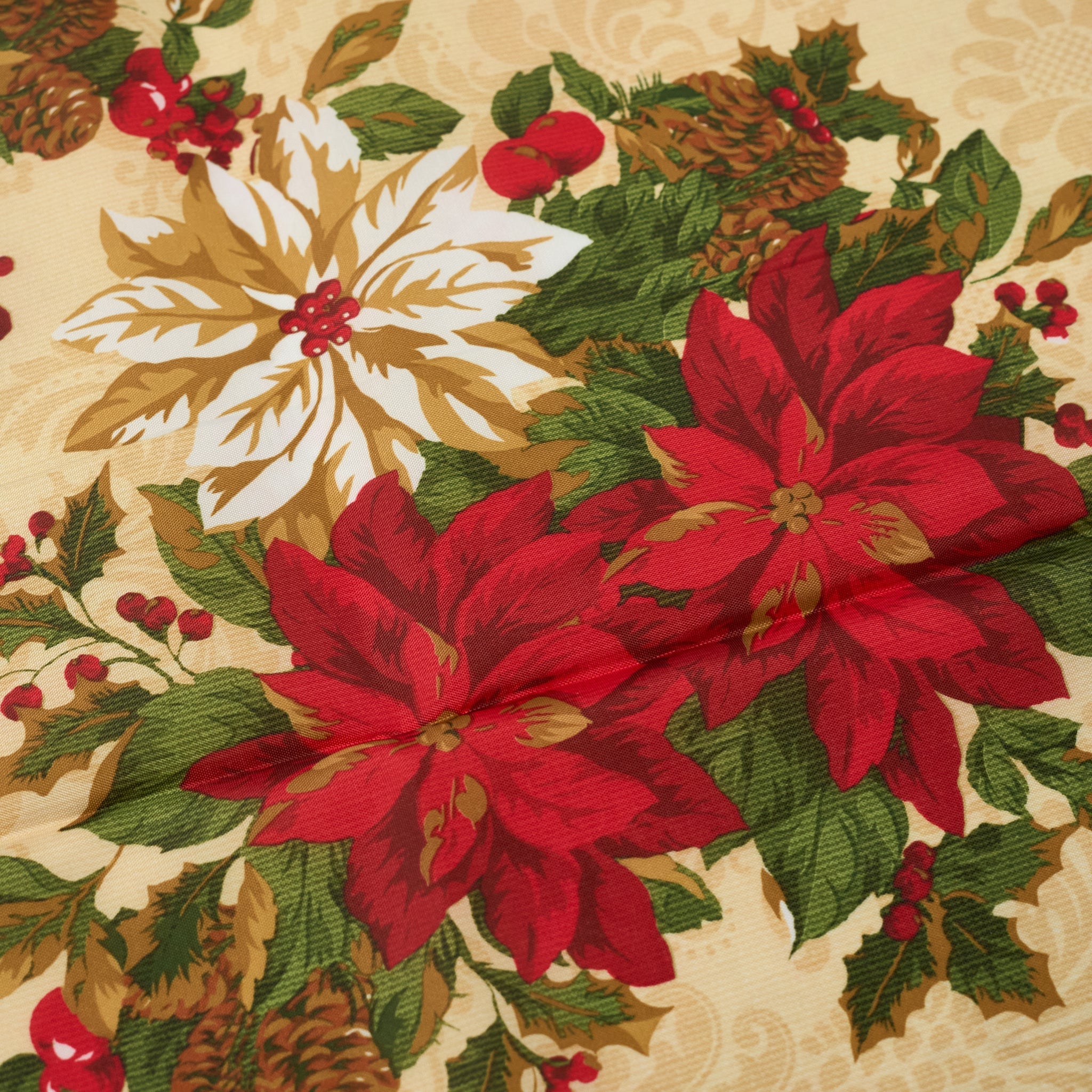 Christmas Table Cloth - Cream & Red Poinsettias - 152 × 224cm - Bargainia.com - 5056150211914 - 92285 - 6088 - K