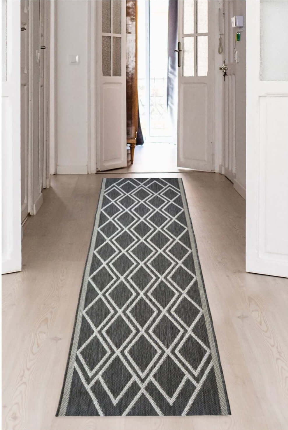 County Diamonds Indoor/Outdoor Rug | 11651A - Bargainia.com - 5053095227468 - 11651A-ANTHR080/150