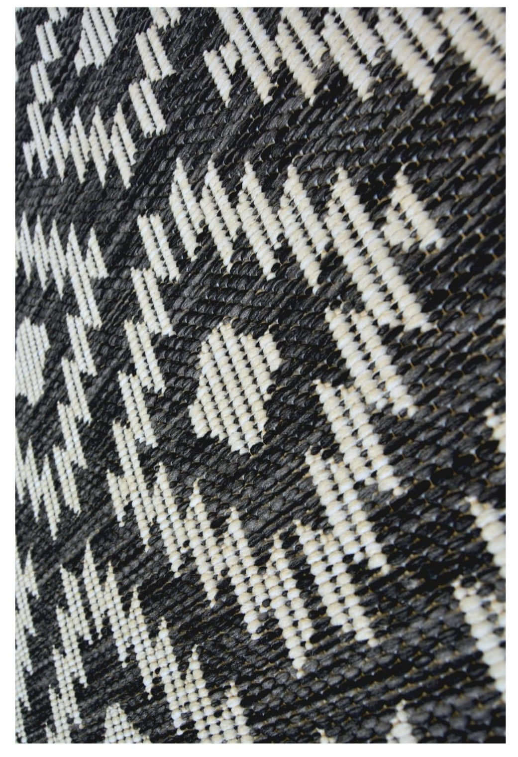 County Genesis Indoor/Outdoor Rug | 11179A - Bargainia.com - 5053095227901 - 11179A-ANTH120/170