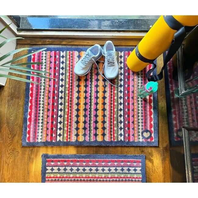 Eco - Friendly Washable Chevron Mat - Bargainia.com - 5026134632042 - HGDESI_BEASTR_65X85
