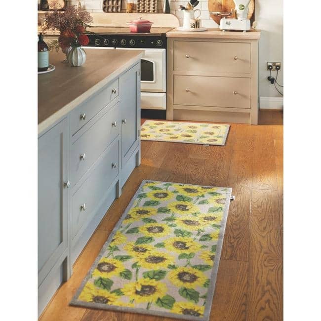 Eco - Friendly Washable Floral Mat - Bargainia.com - 5026134610729 - HGDESI_SUNFLO_065X085