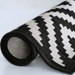 Ecology Outdoor Rug Black | 100bl - Bargainia.com - 