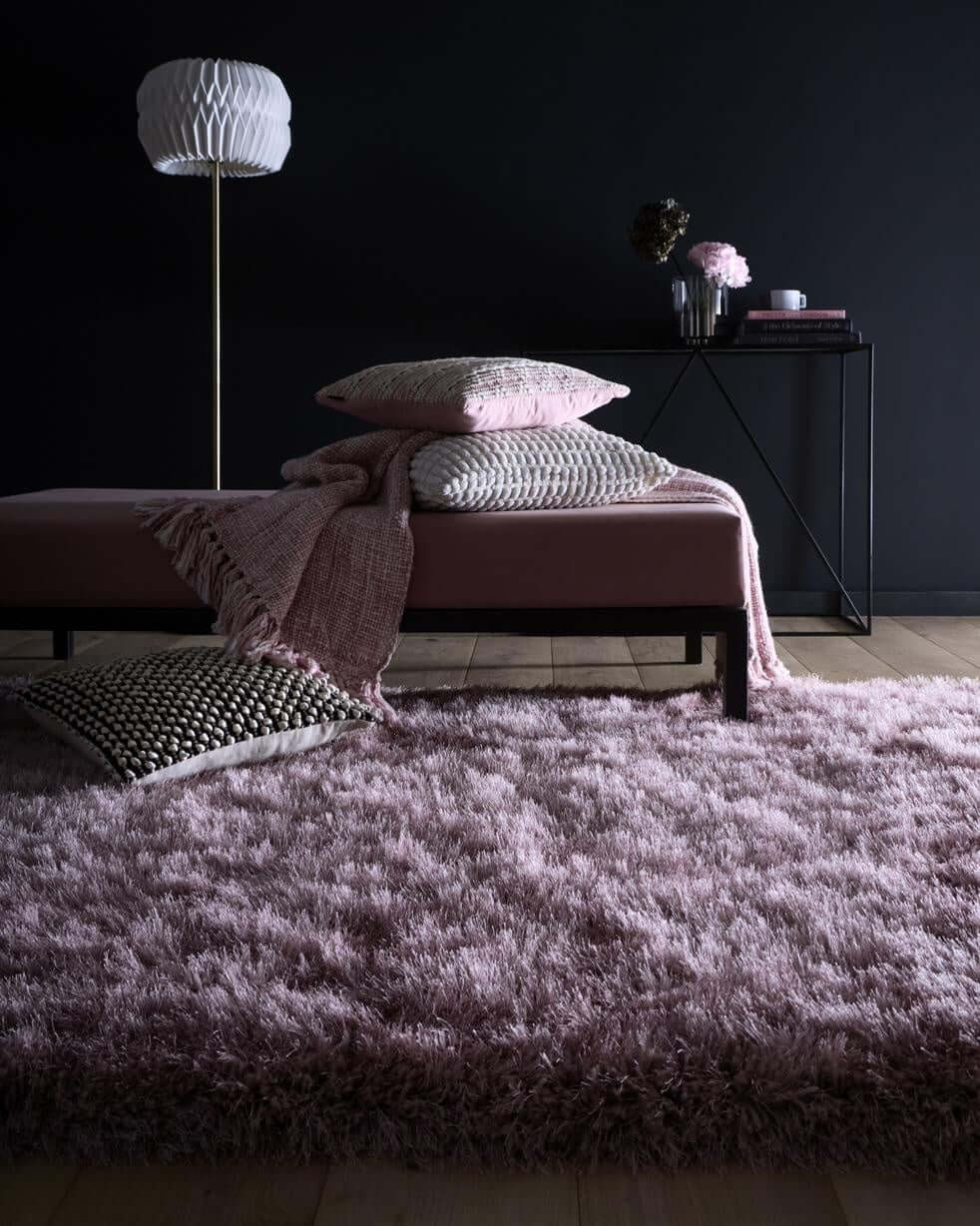 Extravagance Rose Shaggy Rug - Bargainia.com - 