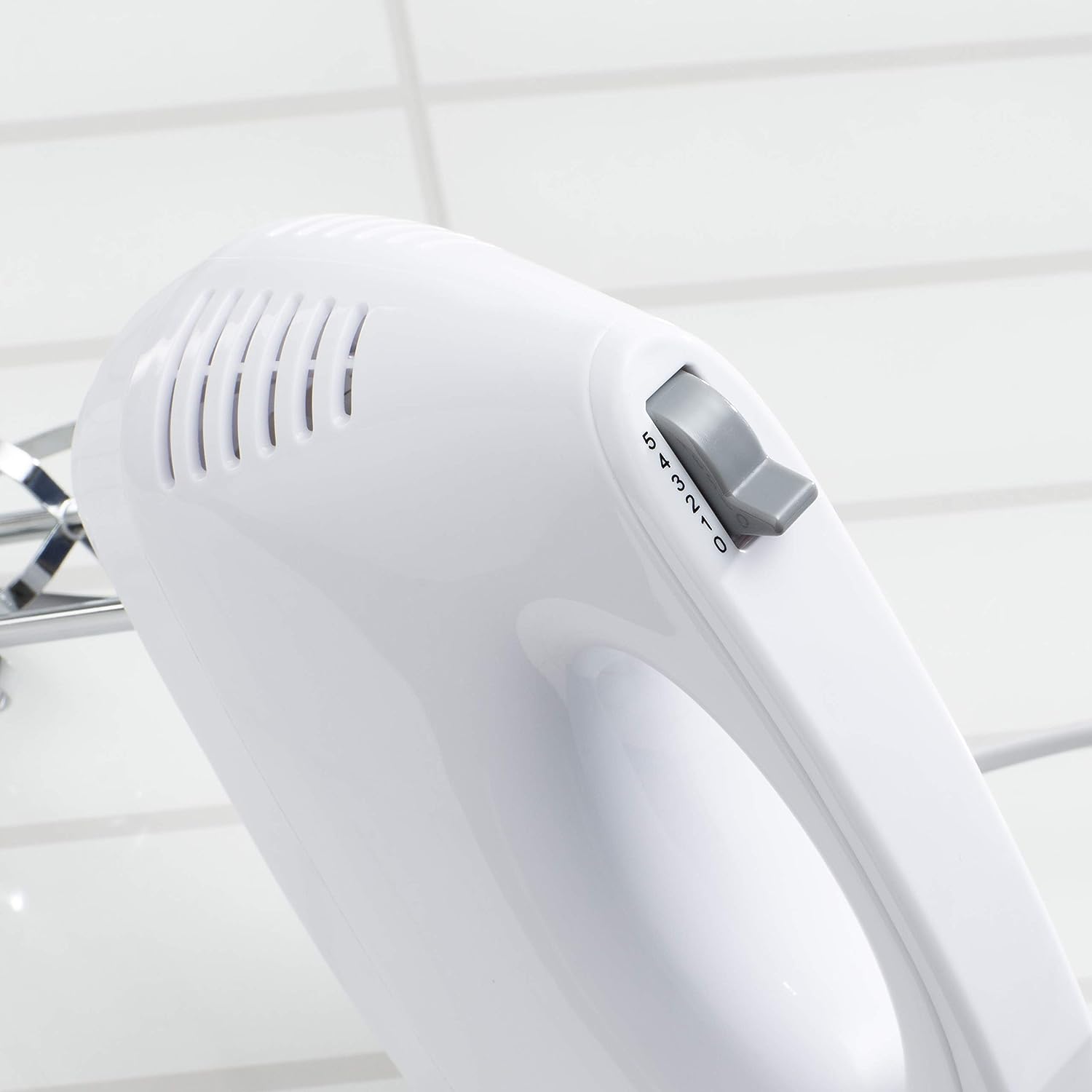 Fine Elements 150W Hand Mixer - Bargainia.com - 