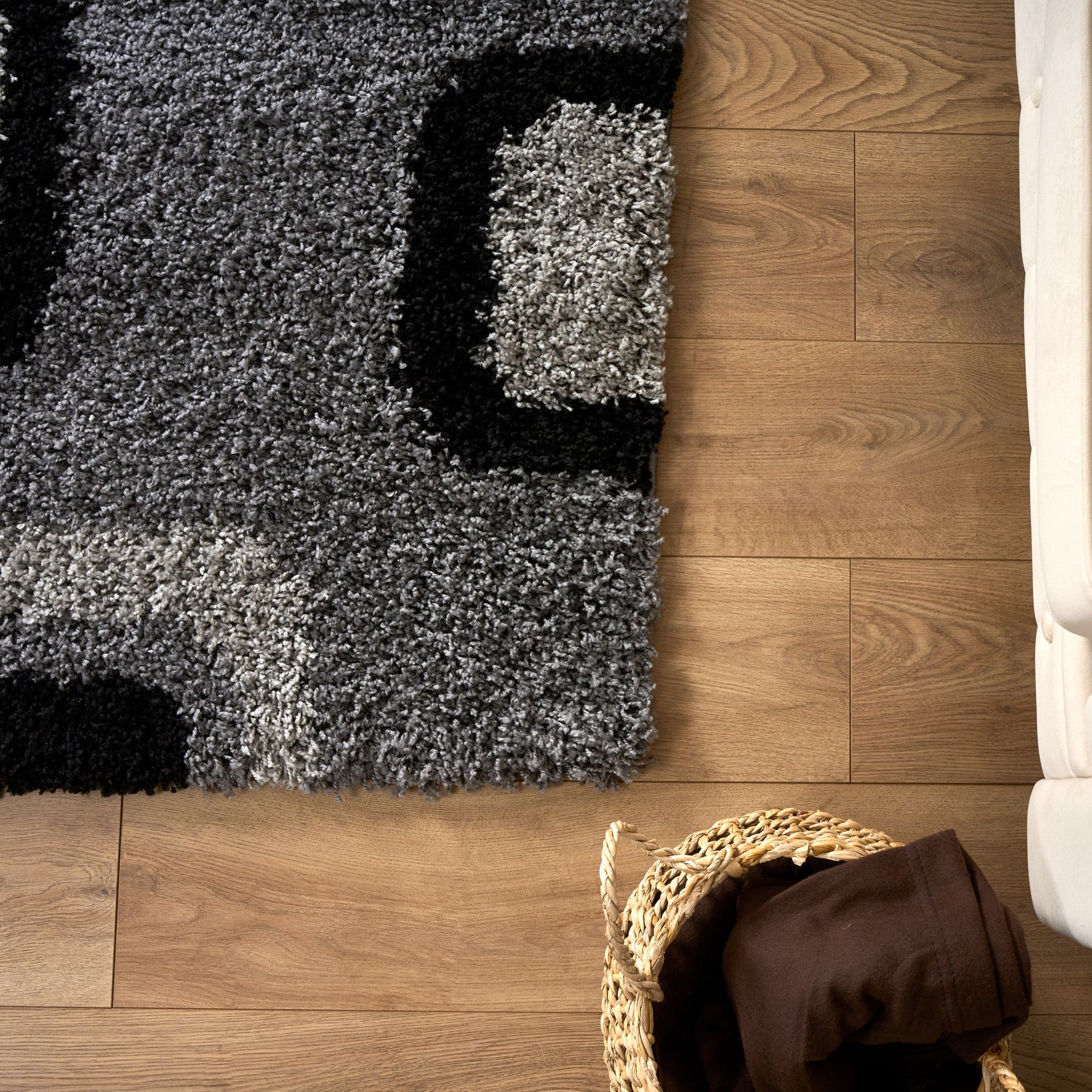 Grey Boxed Thick Shaggy Rug - California - Bargainia.com - 