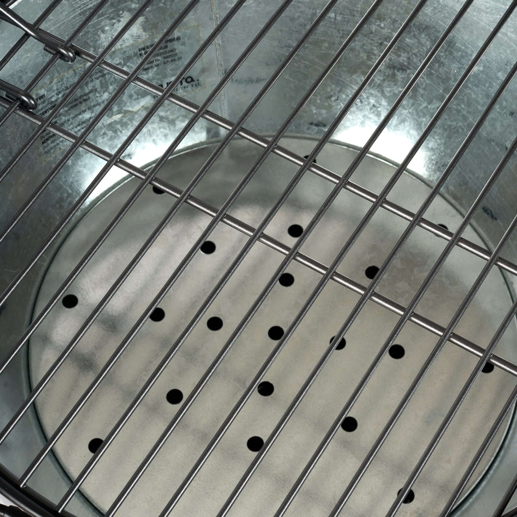 Gusta Portable BBQ Round Compact Barbecue Black 35cm - Bargainia.com - 