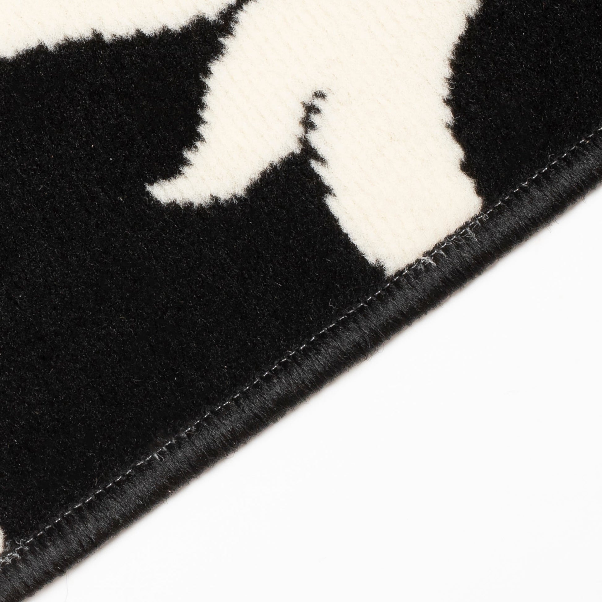 Hard Wearing Hessian Backed Stair Runner Kitchen Mat - Texas Black & White Filigree - Bargainia.com -  - RNR-TXS-5891-B011-01FT-CST