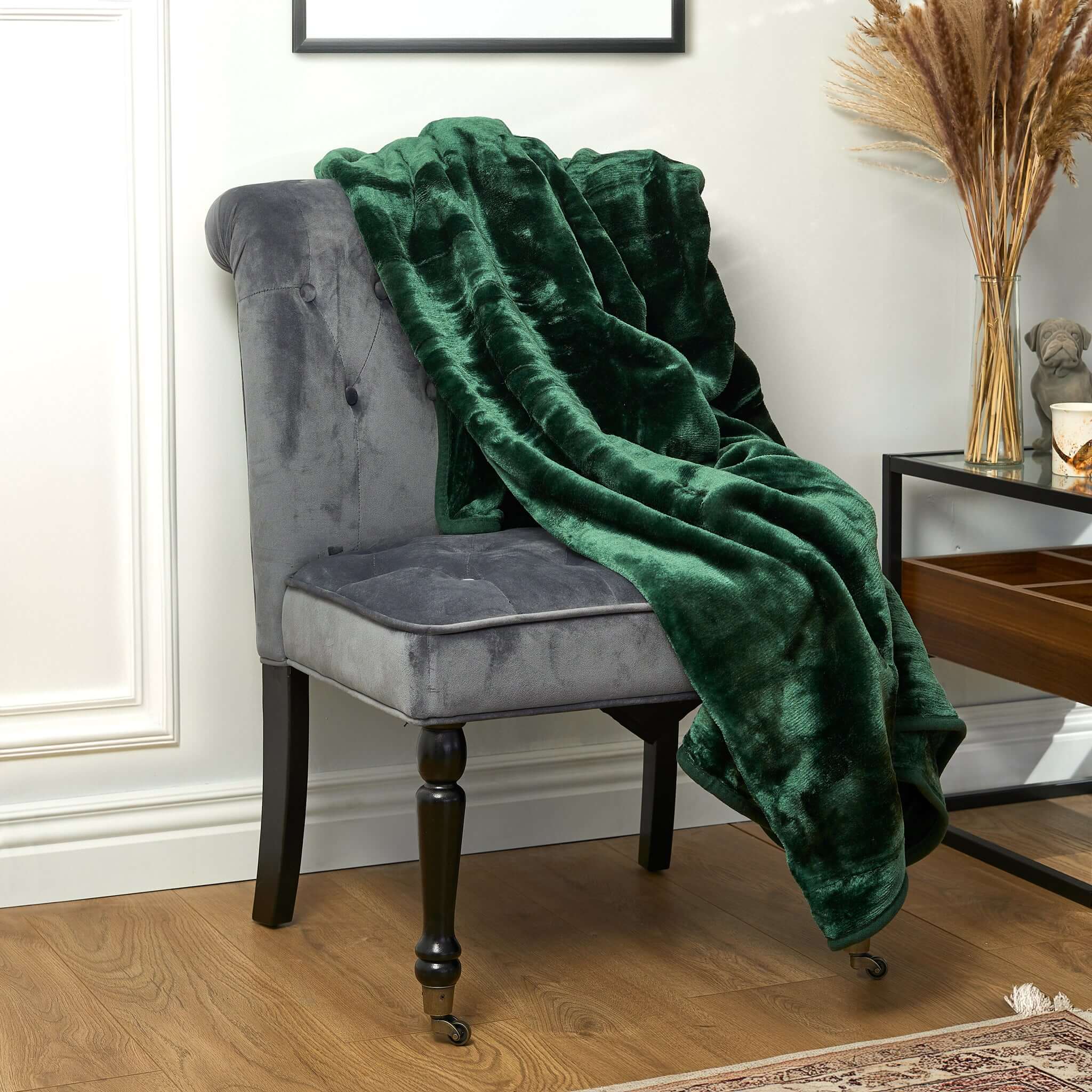 Hibernate Cosy Collection Soft Faux Mink Throw Thick Luxury Blanket - Emerald Green - Bargainia.com - 5056536100993 - MNK-THR-D-GN