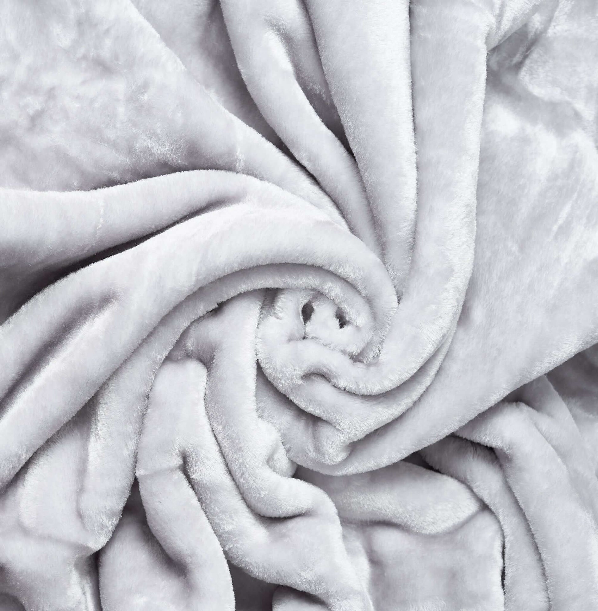 Hibernate Cosy Collection Soft Faux Mink Throw Thick Luxury Blanket - Light Silver Blankets Clearance