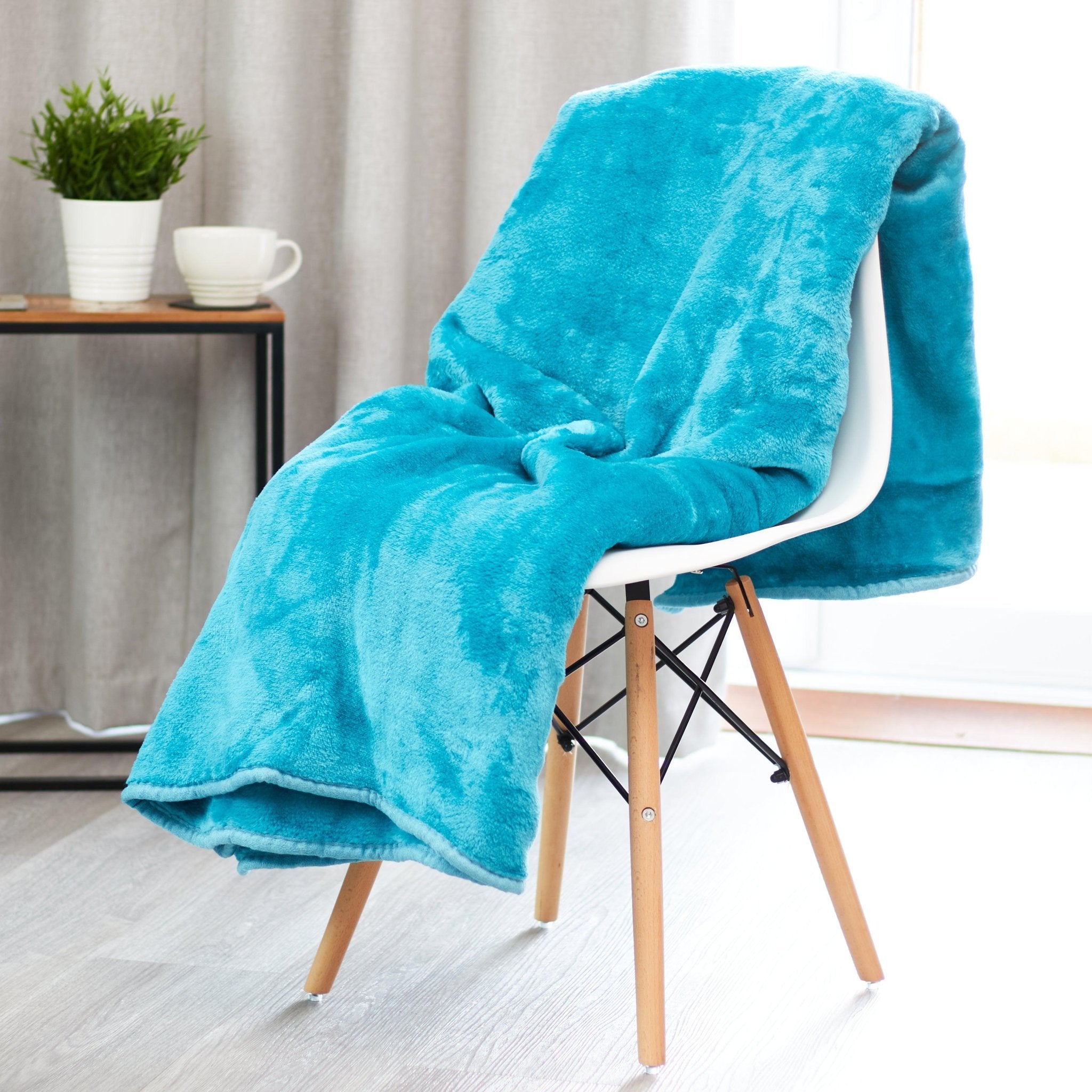 Hibernate Cosy Collection Soft Faux Mink Throw Thick Luxury Blanket - Teal Blankets Clearance