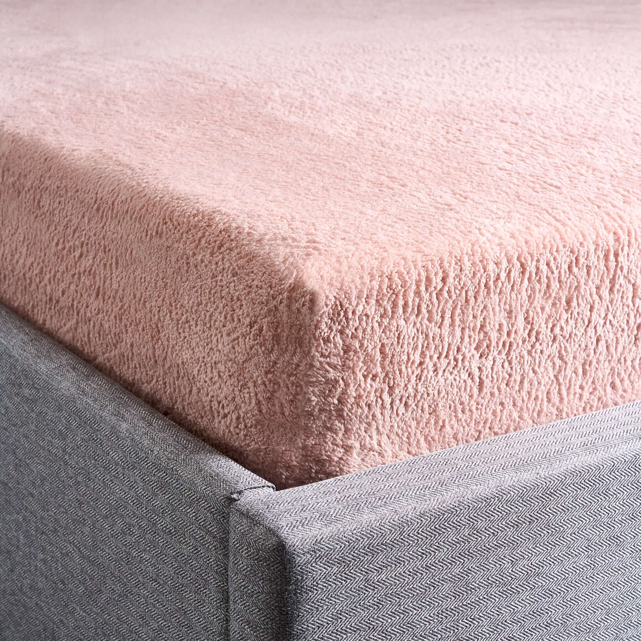 Hibernate Cosy Collection Super Soft Teddy Fleece Fitted Sheet - Rose Pink Clearance
