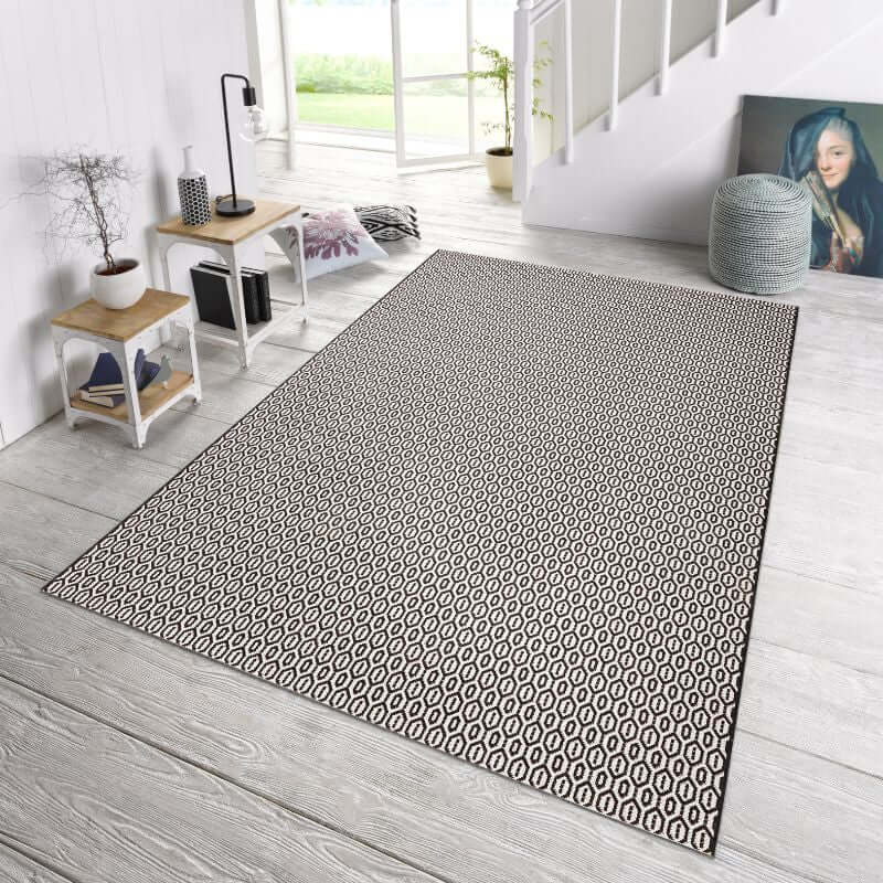 Indoor Outdoor Coin Rug – Geometric Design - Bargainia.com - 4260425285635 - 102474-80x150
