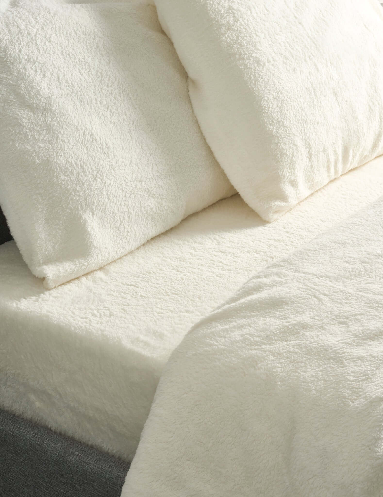 Ivory Cream Teddy Fleece Duvet & Two Pillow Covers Set Super Soft - Hibernate Cosy Collection - Bargainia.com - 