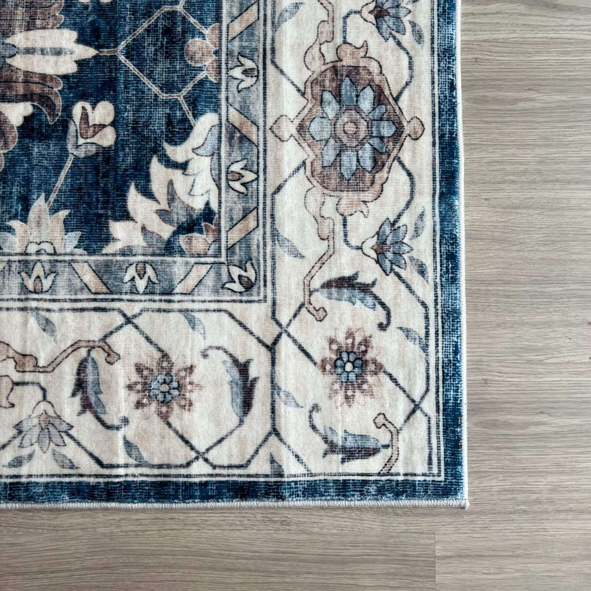 Jurdar Vintage Washable Rug - Bargainia.com - 5060827251226 - SIL001004