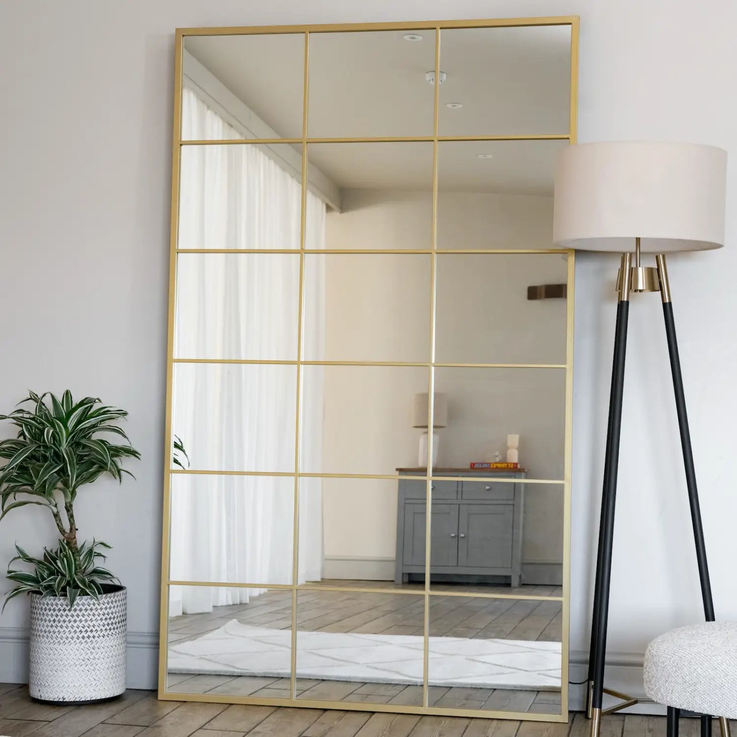 Kyō - Full Length Gold Metal Rectangle Lattice Grid Mirror - 180cm x 90cm. - Bargainia.com - 5065017296650 - KYO18090GLD