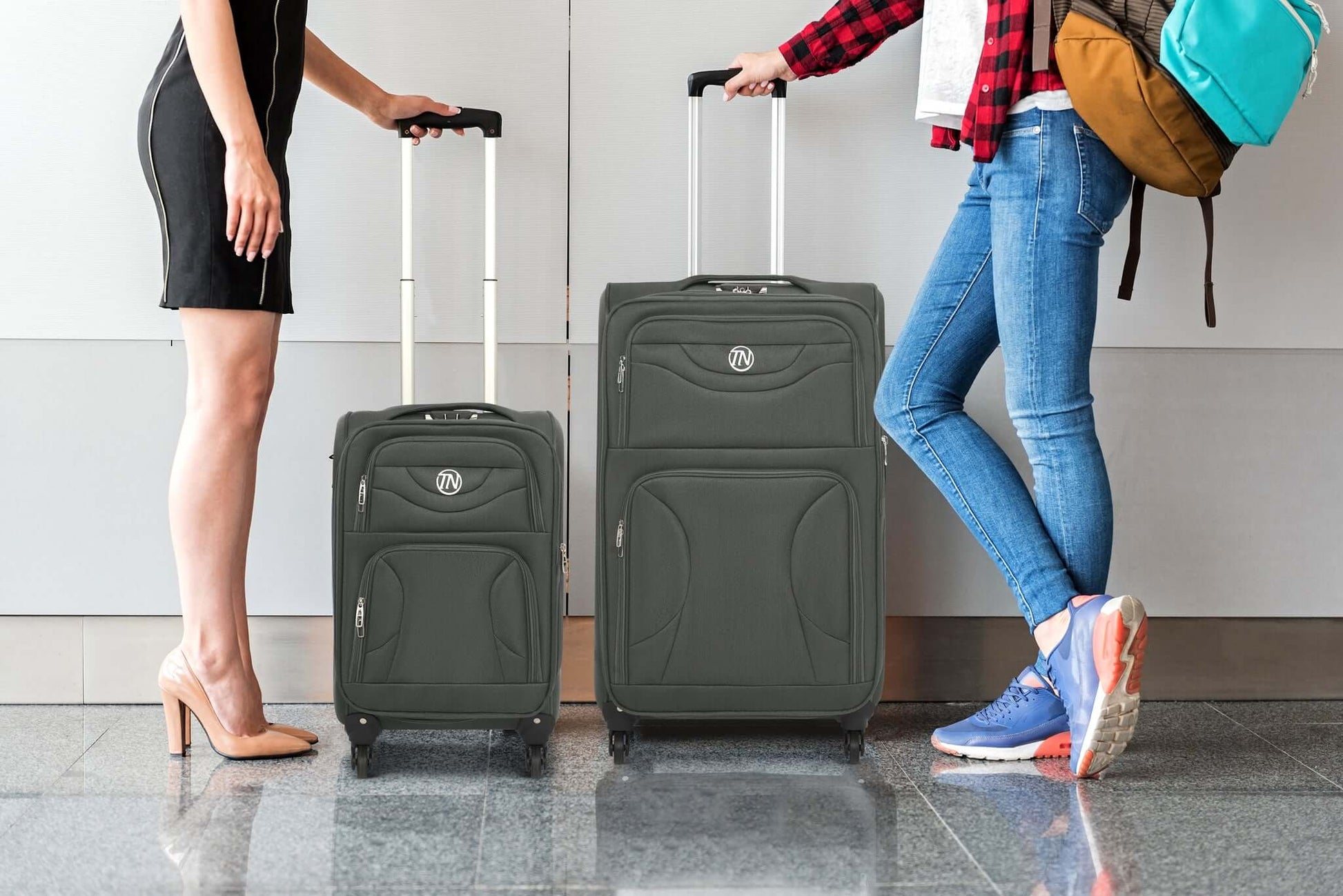 Lightweight Luggage Suitcase 4pcs 360 Wheels - Assorted Colours Suitcase Clearance