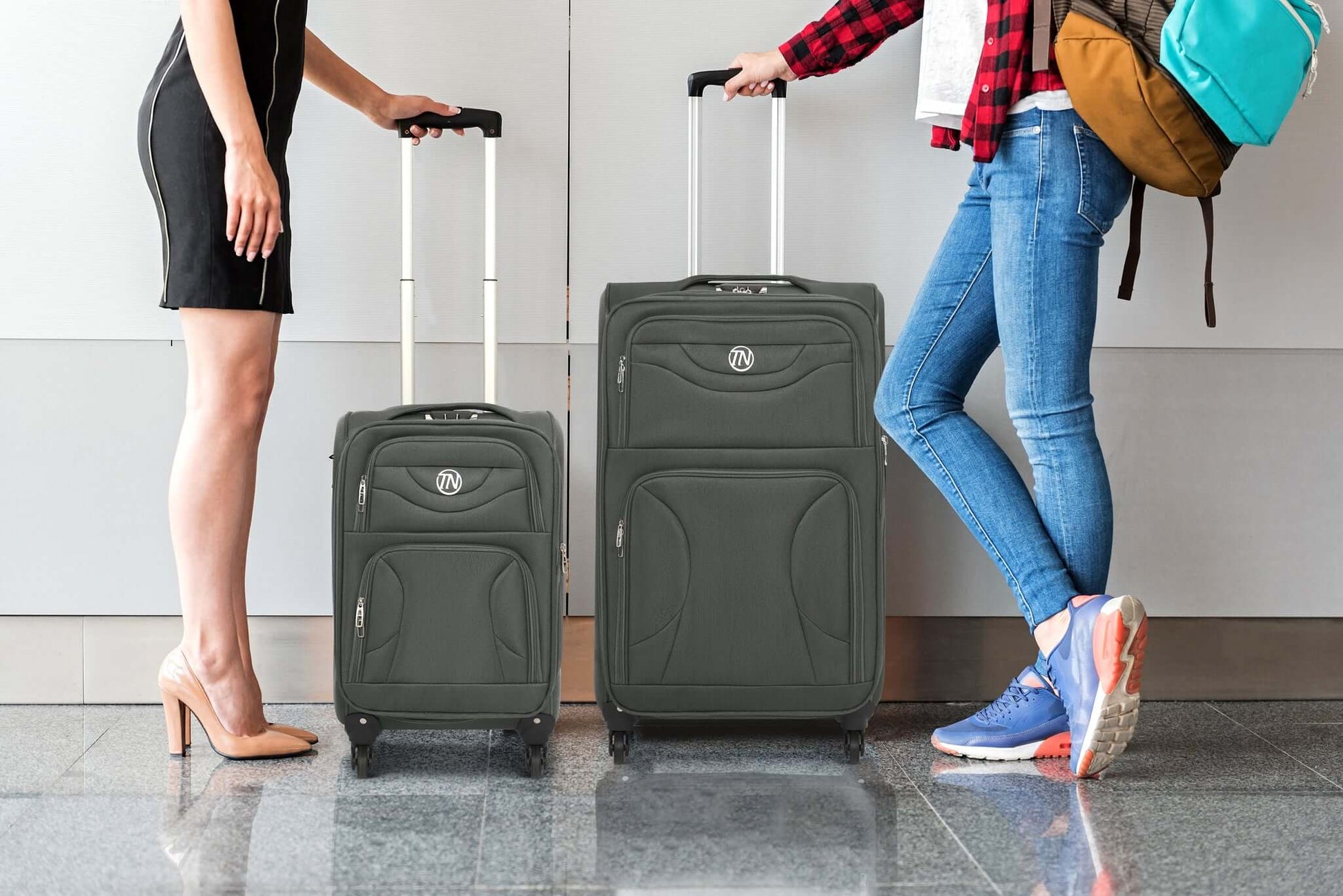 Lightweight Luggage Suitcase 4pcs 360 Wheels - Assorted Colours Suitcase Clearance