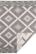 Malibu Reversible Indoor - Outdoor Rug Diamond Design - Bargainia.com - 