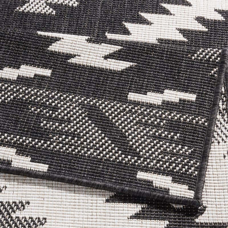 Malibu Reversible Indoor - Outdoor Rug Diamond Design - Bargainia.com - 