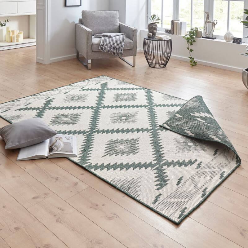 Malibu Reversible Indoor - Outdoor Rug Diamond Design - Bargainia.com - 