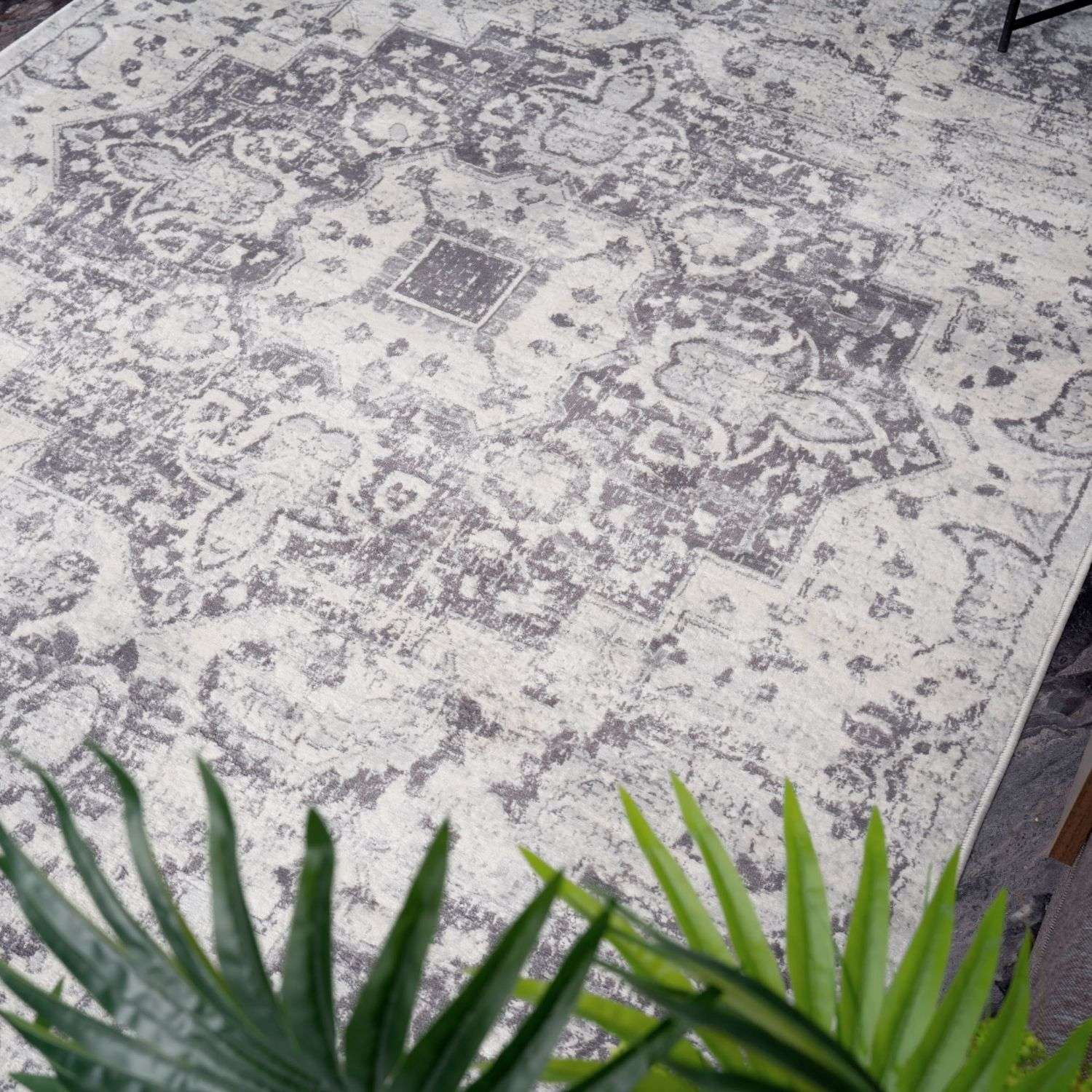 Montana Vintage Grey Rugs | 4060 - Bargainia.com - 5060784863821 - 2662