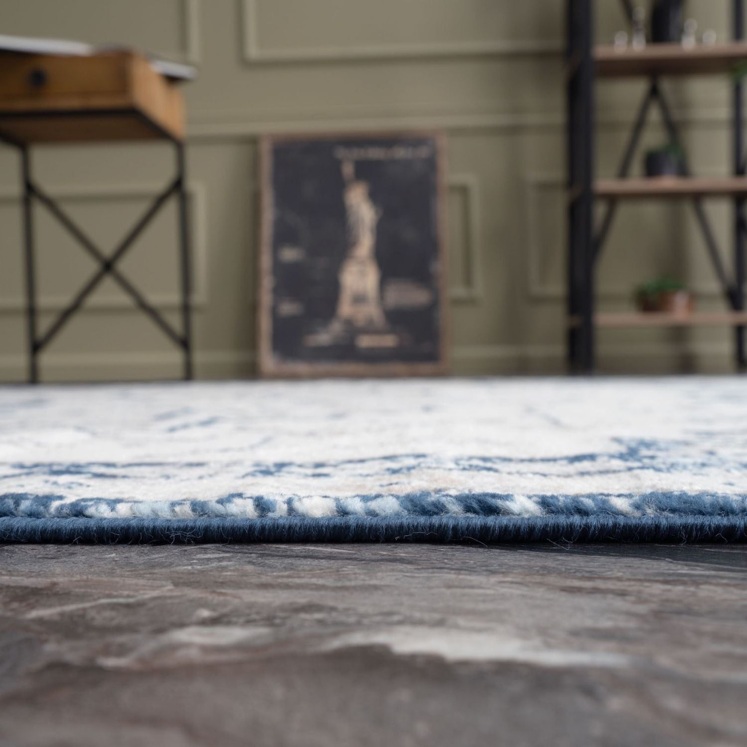 Montana Vintage Navy Rugs | 4000 - Bargainia.com - 