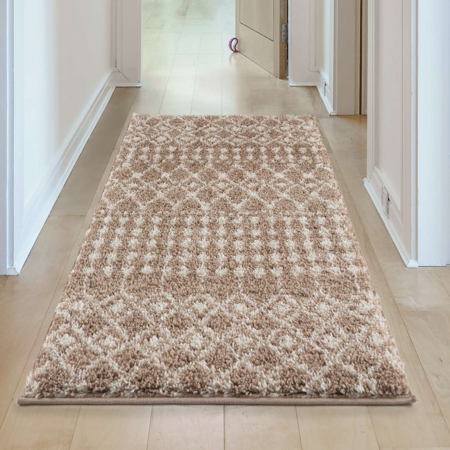 Moroccan Beige Shaggy Rug | 1020 - Bargainia.com - 