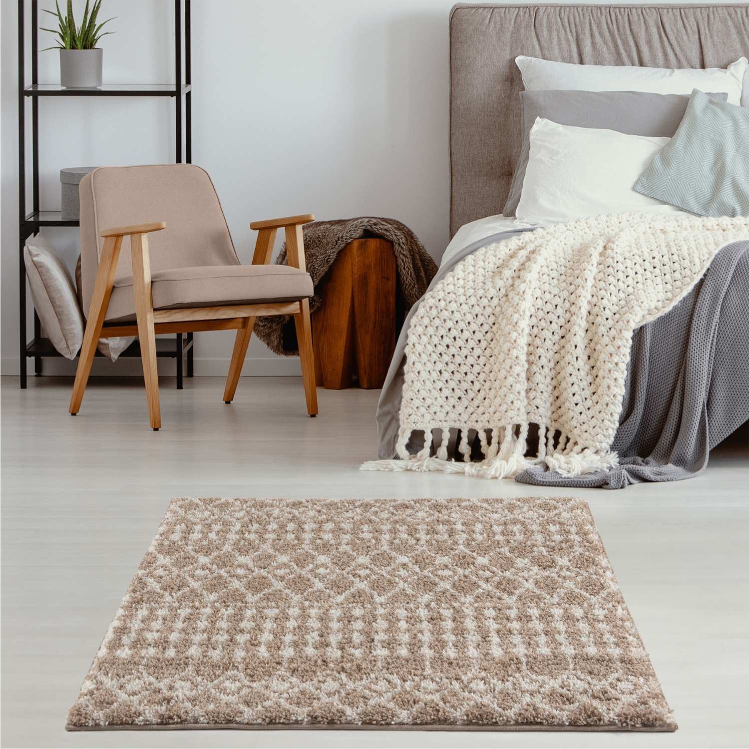 Moroccan Beige Shaggy Rug | 1020 - Bargainia.com - 