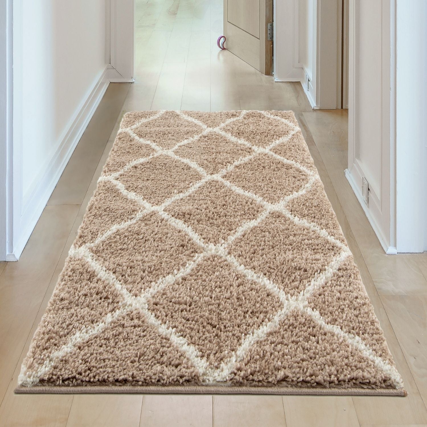 Moroccan Beige Shaggy Rug | 720 - Bargainia.com - 