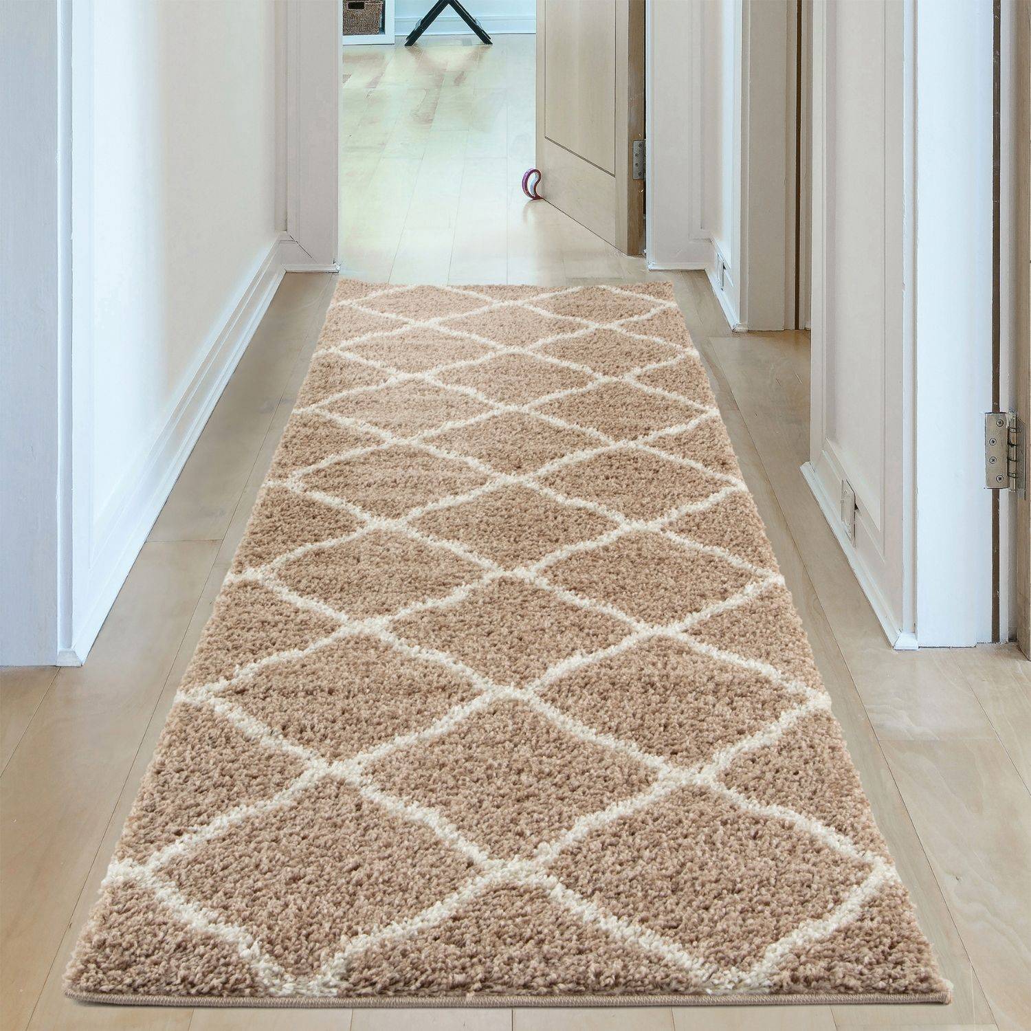 Moroccan Beige Shaggy Rug | 720 - Bargainia.com - 5056584504330 - 3302