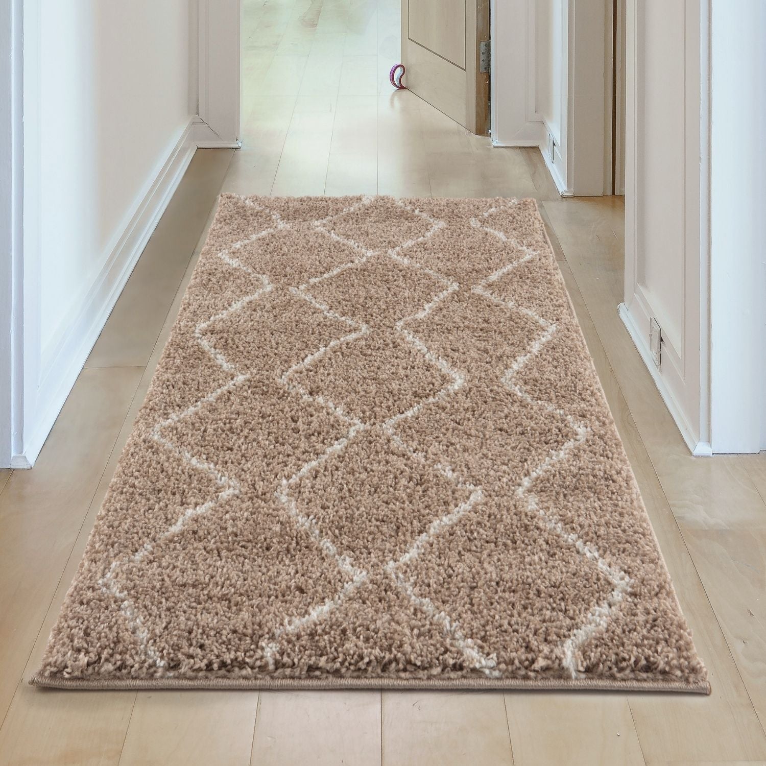 Moroccan Beige Shaggy Rug | 820 - Bargainia.com - 5056584513462 - 3474