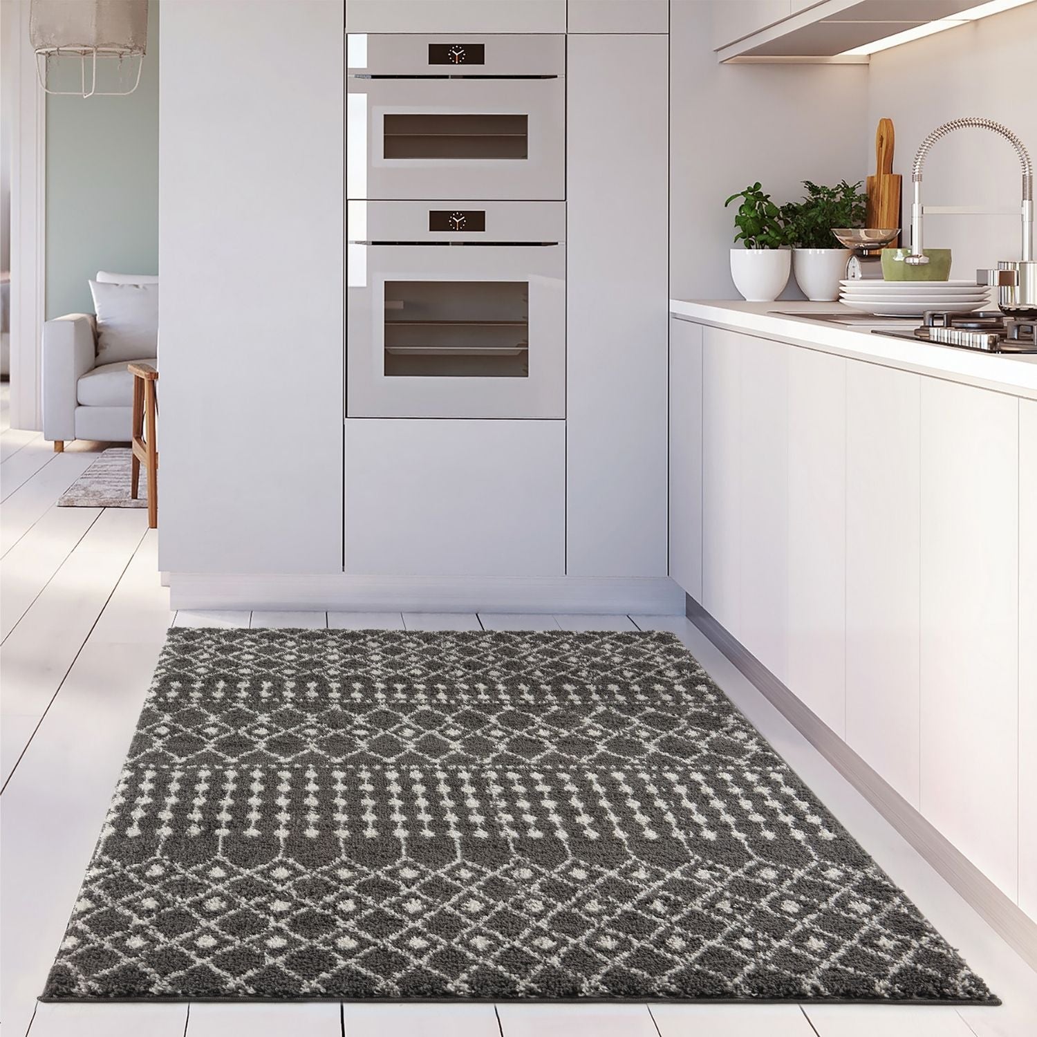 Moroccan Dark Grey Shaggy Rug | 1040 - Bargainia.com - 5056584541526 - 3613