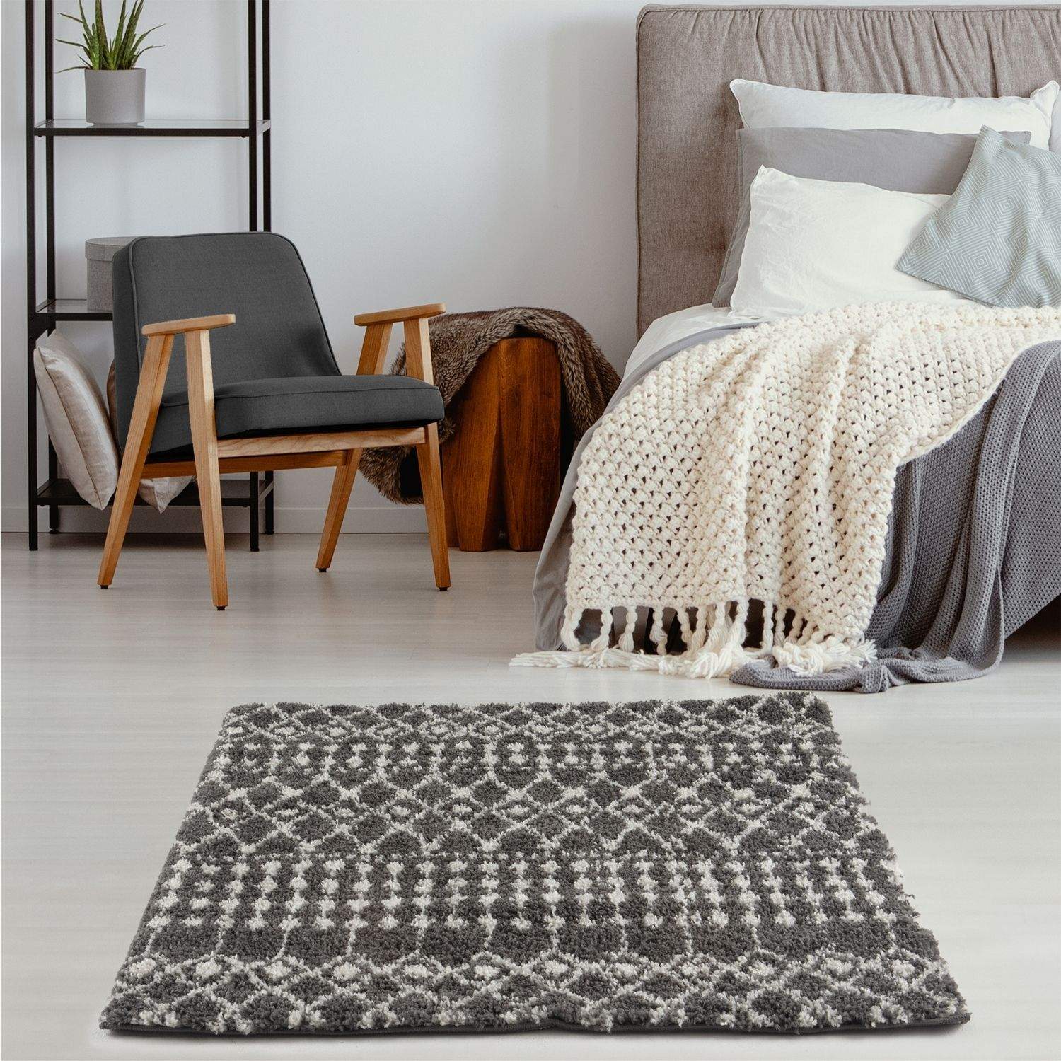 Moroccan Dark Grey Shaggy Rug | 1040 - Bargainia.com - 5056584541700 - 3617