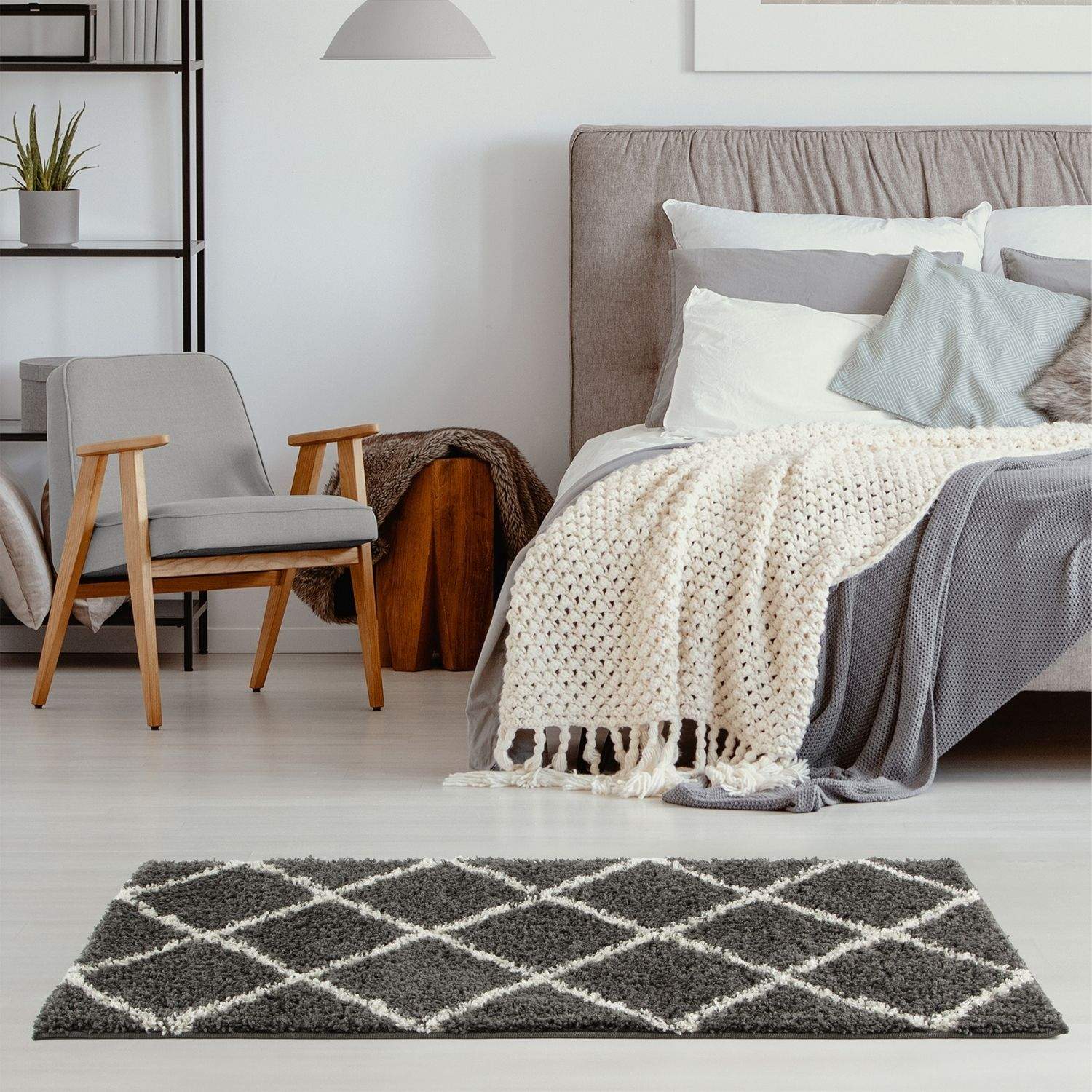 Moroccan Dark Grey Shaggy Rug | 540 - Bargainia.com - 5056584503036 - 3200